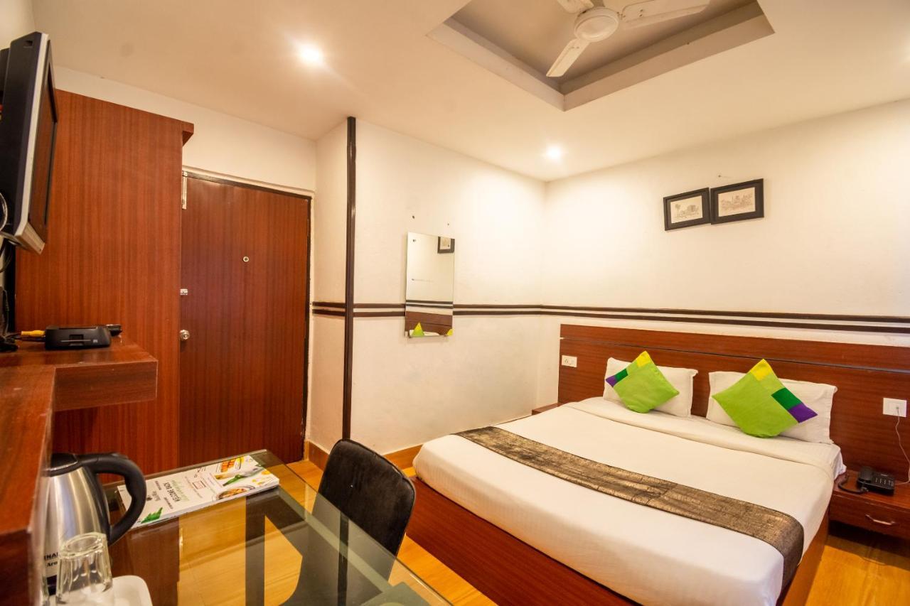 Opiam B&B A Business Hotel Kolkata Exterior photo