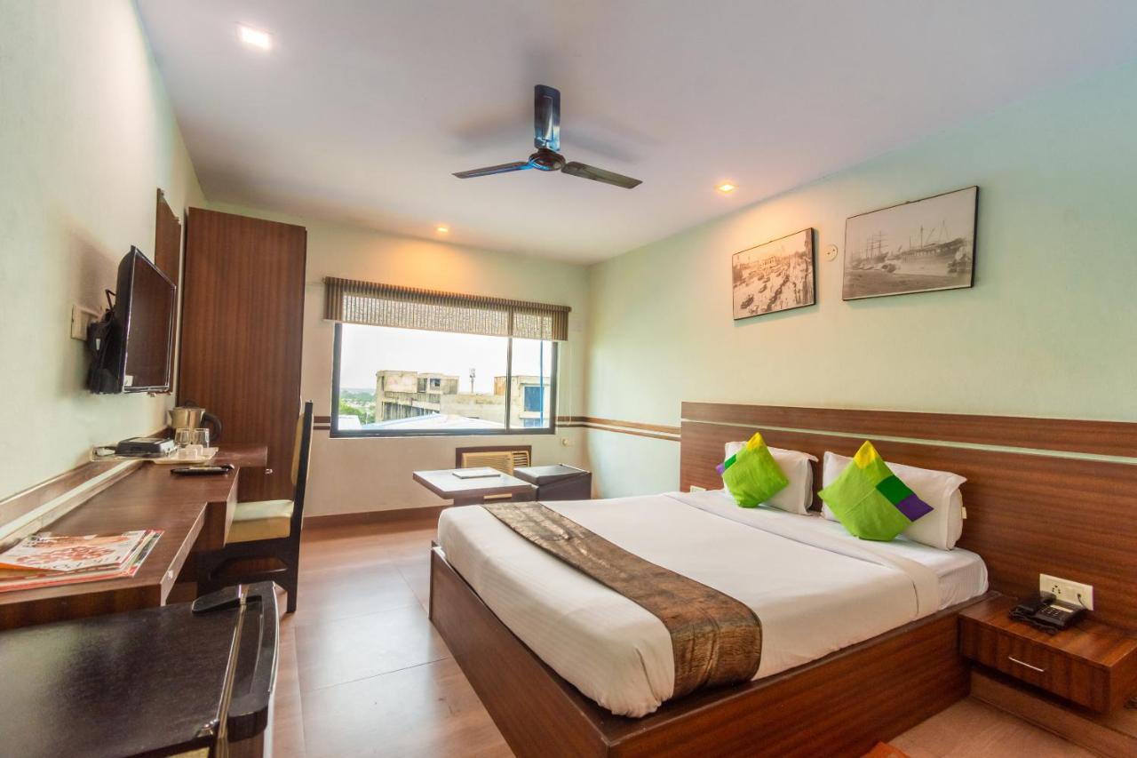 Opiam B&B A Business Hotel Kolkata Exterior photo